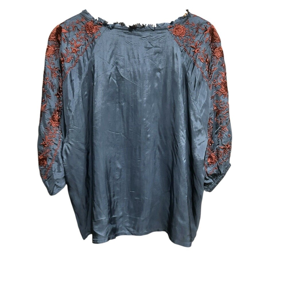 Sundance Parlor Blooms Float Blouse Size Petite Medium Oasis Blue Embroidered - Picture 3 of 7